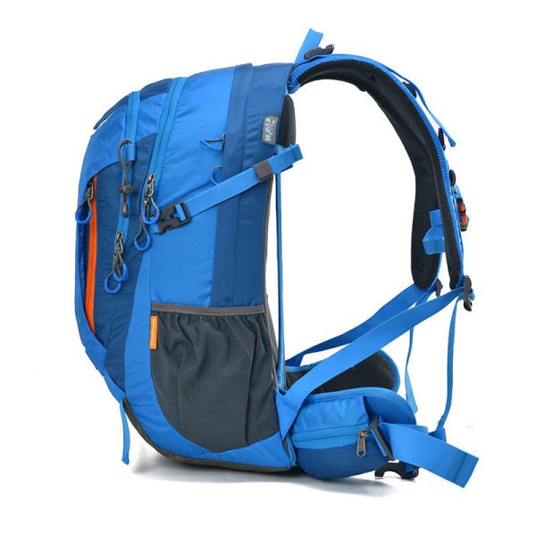 large capacity outdoor mountaineering hiking sports and leisure backpack